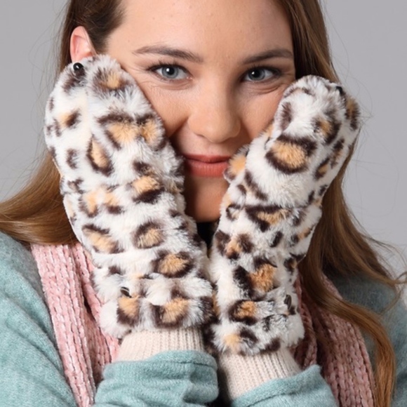 KLARRISE Leopard Print Mittens - Picture 1 of 3